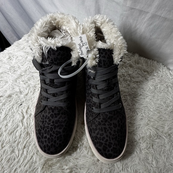 Corkys Shoes - Boutique By Corkys Shoes Womens Size 10 Leopard High Tops Lace Up Sneakers